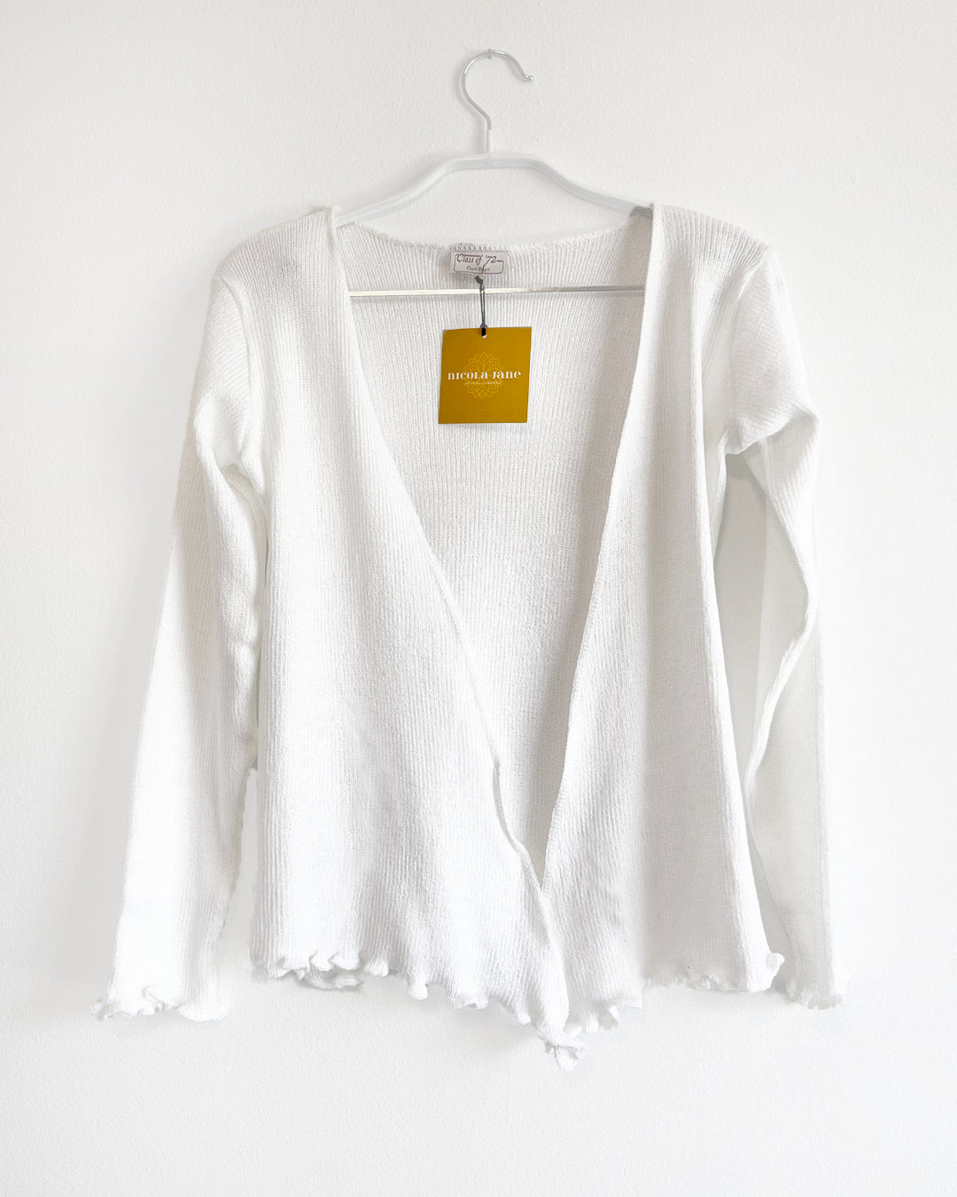 Knit wave ties - white