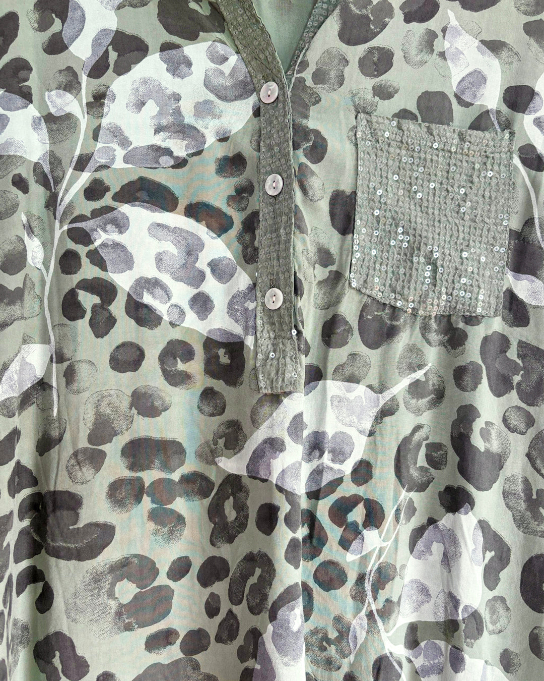 Alice Viscose Animal Sequin Top - Khaki