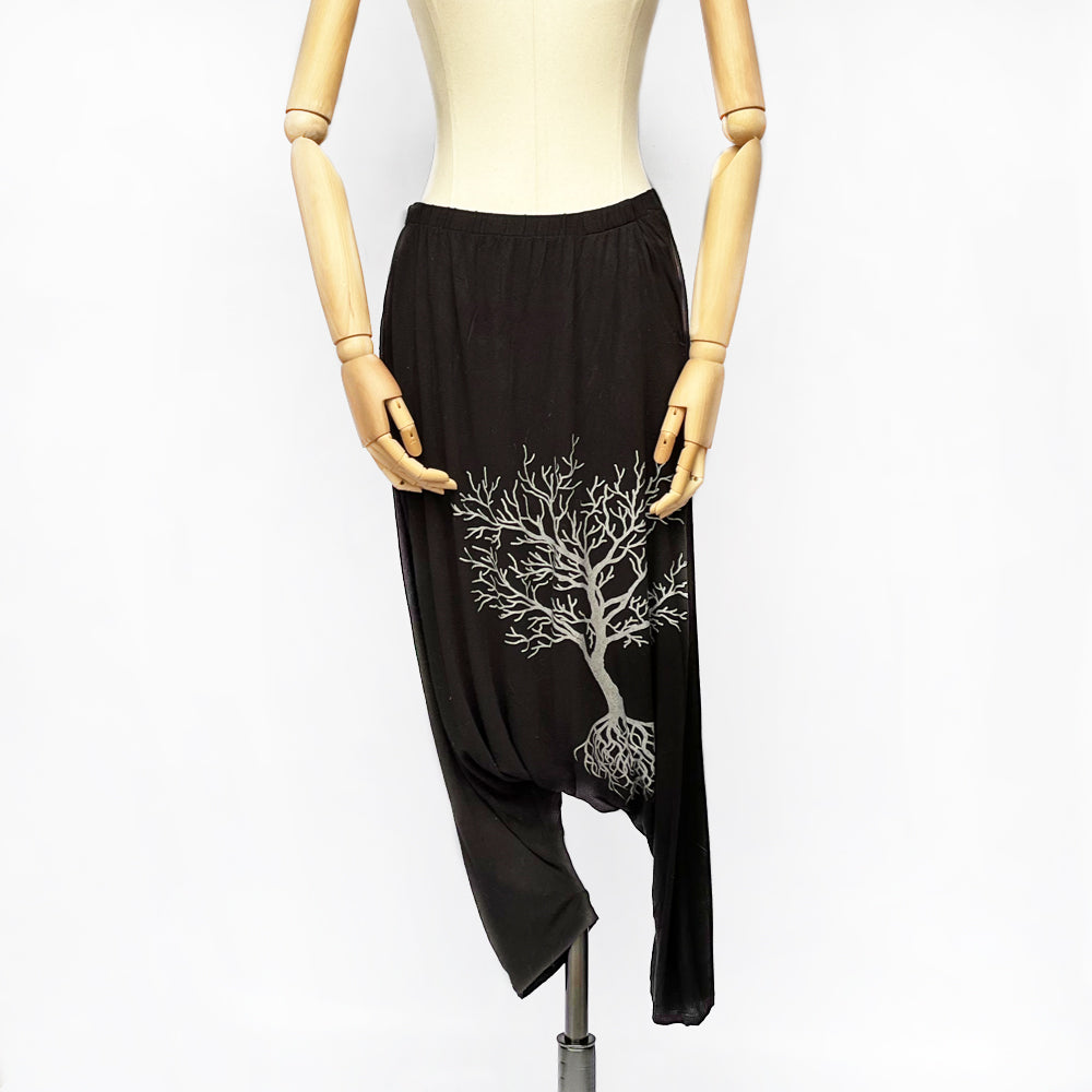 Black viscose harems with silver tree print