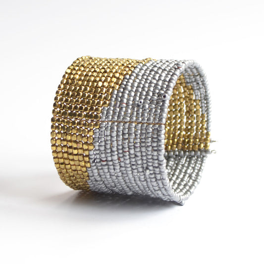 Chandra cuff gold/silver beaded cuff