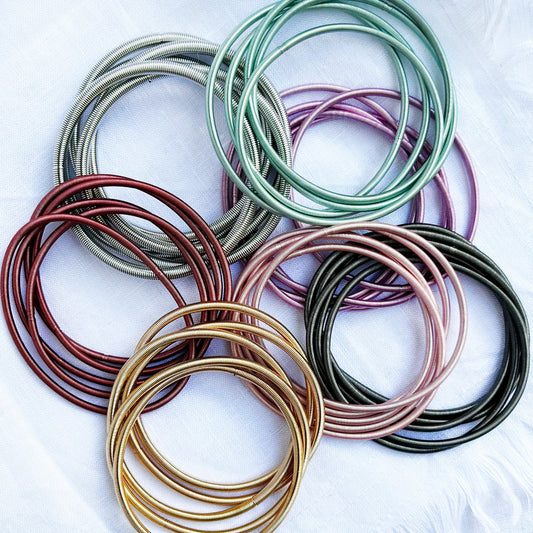 Light Blue / Green Metal Slinky Spring Bracelets